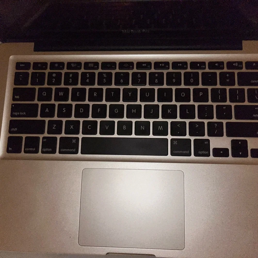 MacBook - Picture 2 of 3